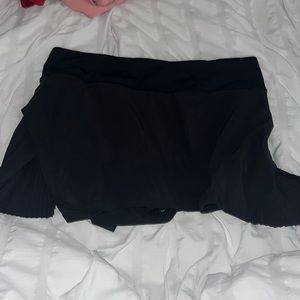 Im not a big skirt gal and never wear!! I think i’ve worn them once!!